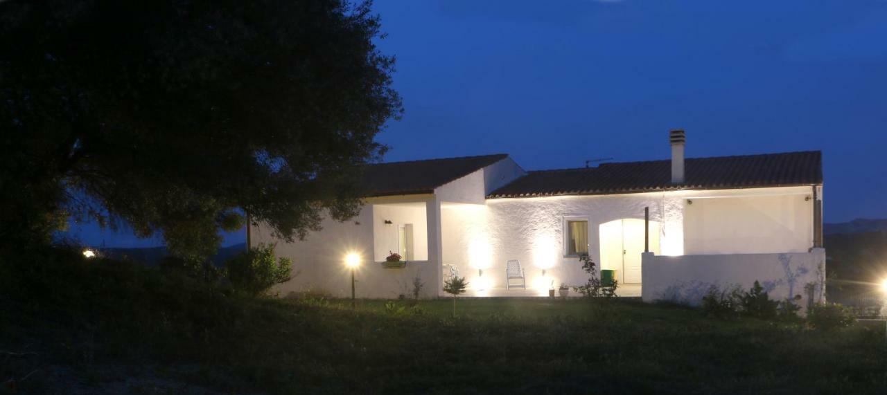 Bnb Anacleto Bassacutena Extérieur photo